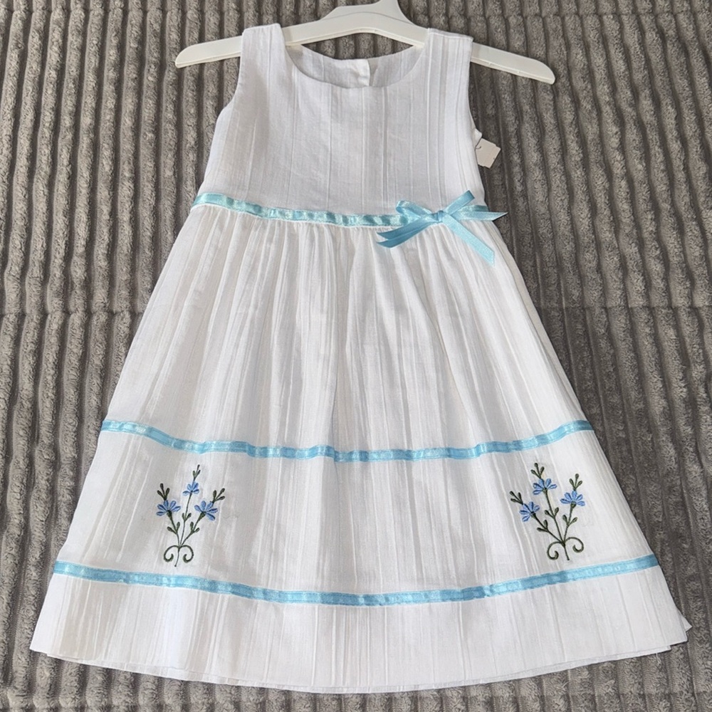 Girl’s Dress.